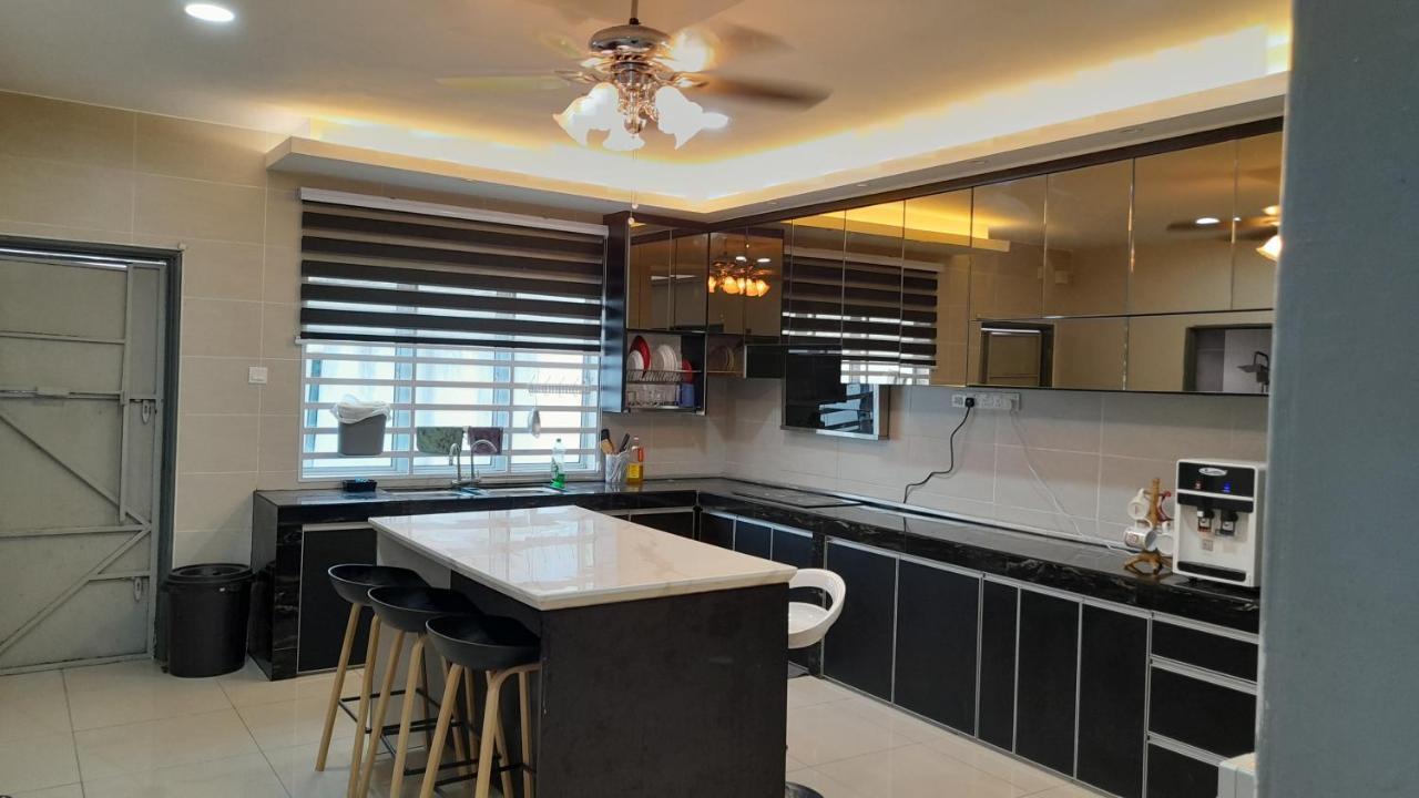 Luxury Lisa Homestay Ipoh Tambun With Private Pool * Tanjung Rambutan