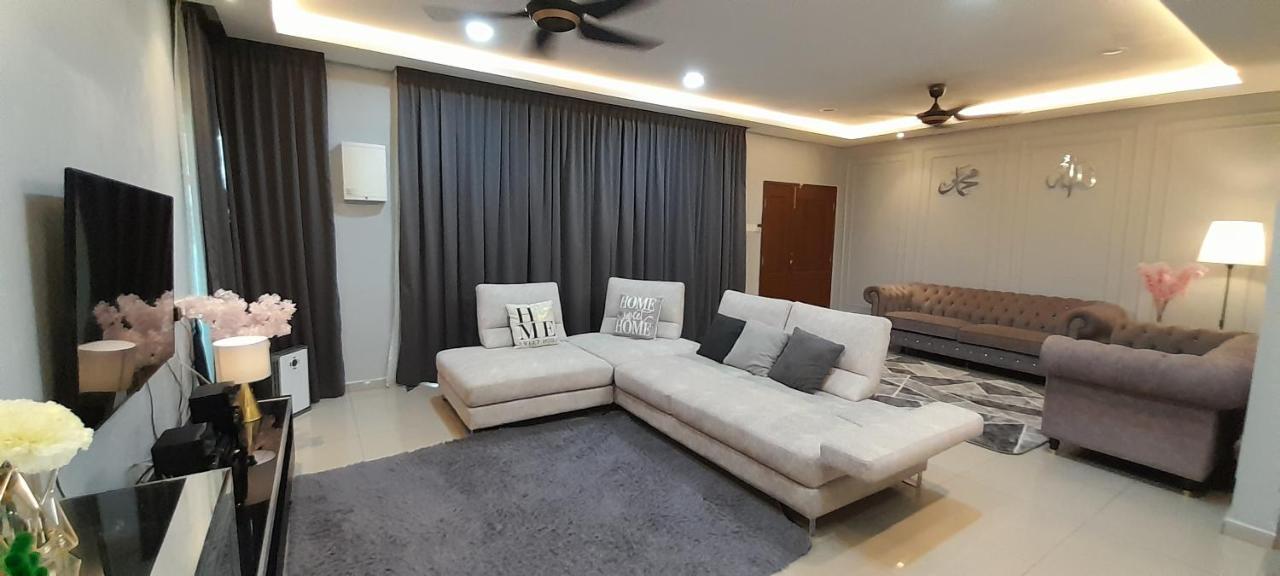 Luxury Lisa Homestay Ipoh Tambun With Private Pool