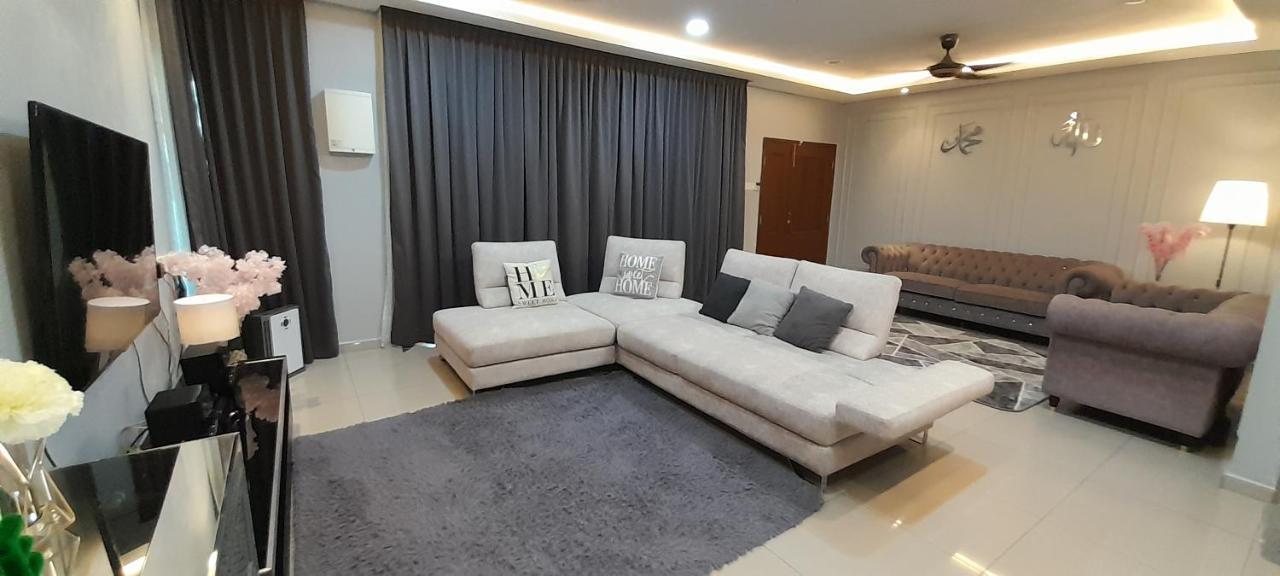 Luxury Lisa Homestay Ipoh Tambun With Private Pool